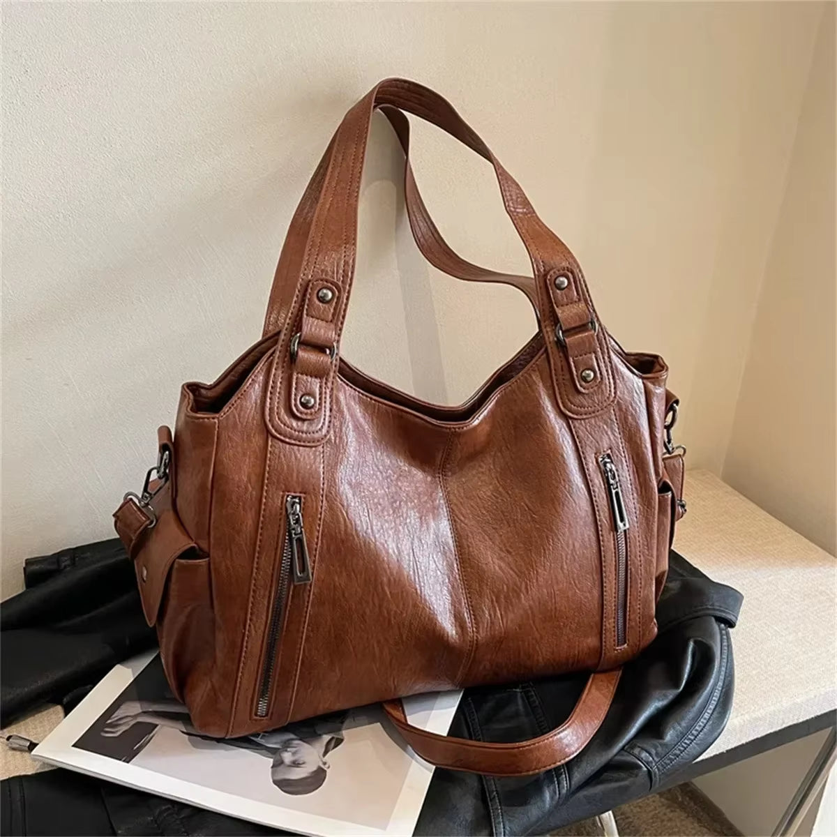 Soft Interior Compartment Shoulder Bags 2025 High Quality Contrasting Colors Bags for Women Fashion Zipper Pu Women'S Handbags